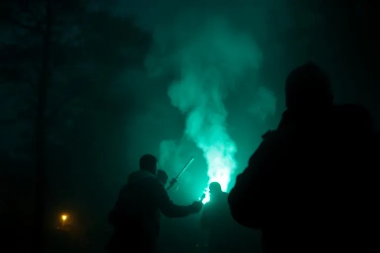 Alat yang Digunakan Inspektur Pipa Panas Bumi